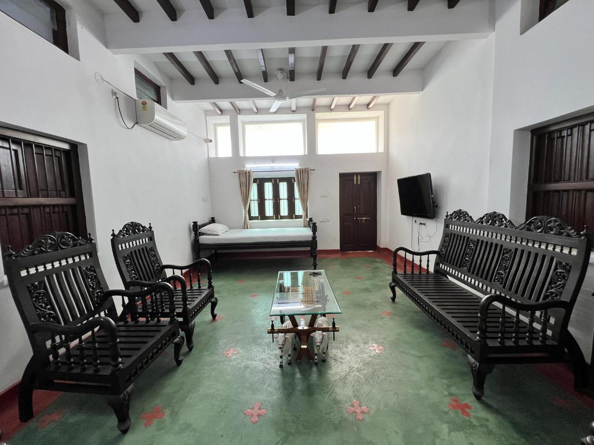Laxmi Nivas 1949 Bed & Breakfast Secundurabad Exterior photo
