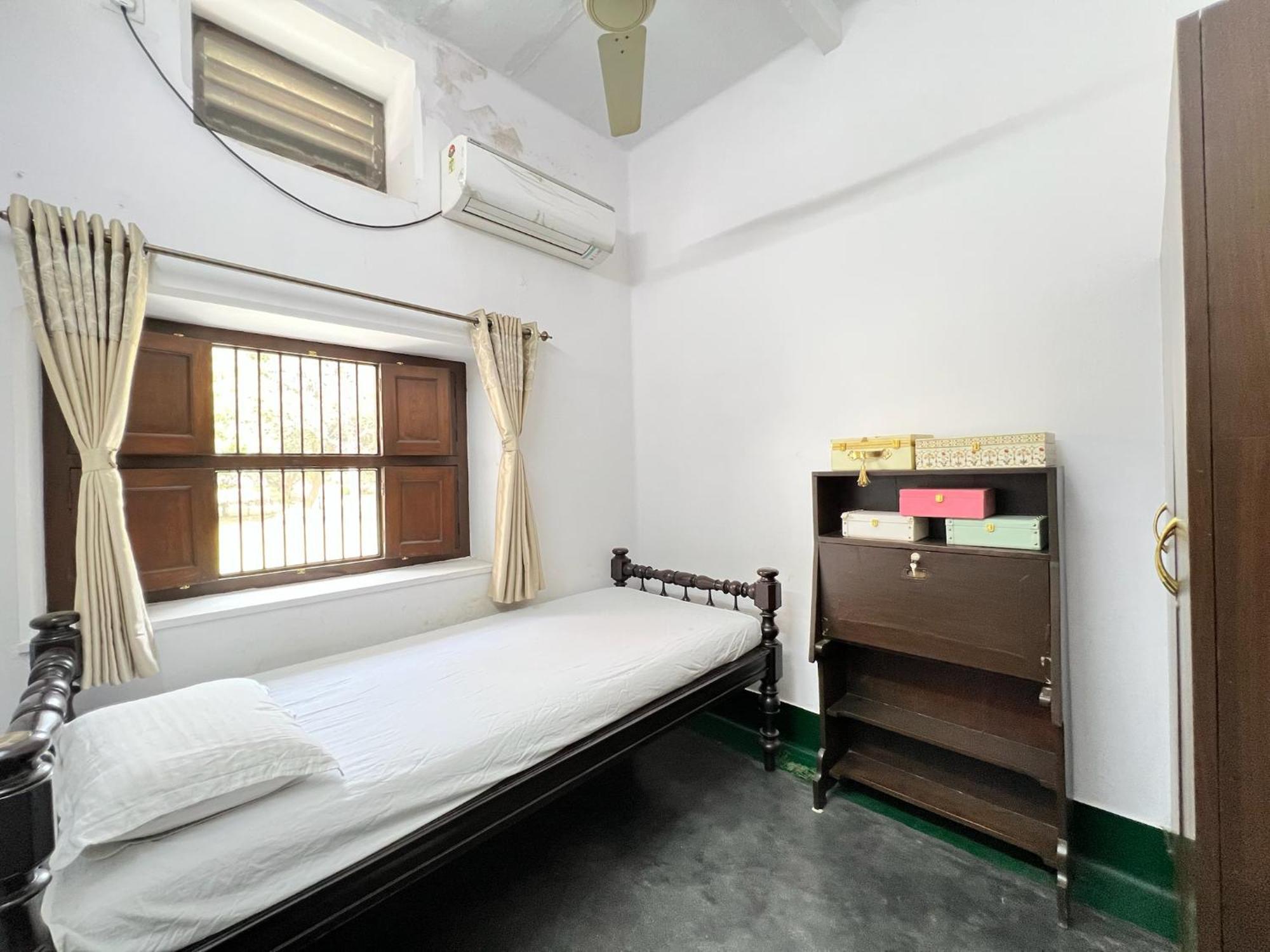 Laxmi Nivas 1949 Bed & Breakfast Secundurabad Exterior photo